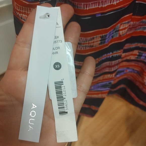 New camisole or tank top. AQUA brand from Bloomingdale's - Picture 5 of 7